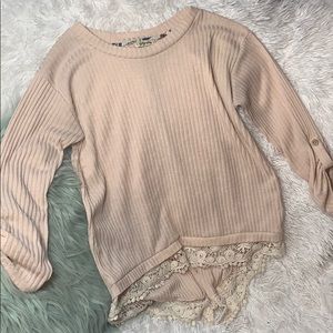 Cute quarter length sleeve blouse!